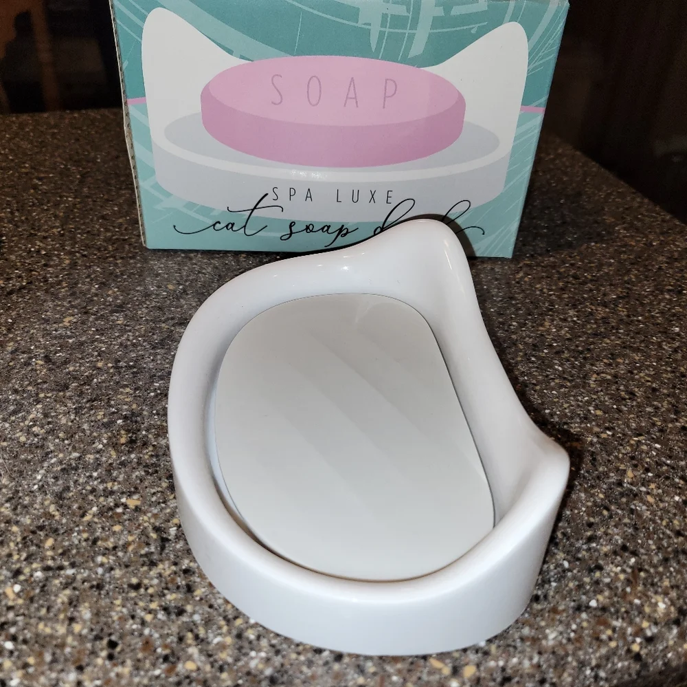 Spa Luxe Cat Soap Dish White Plastic Cat Ear Design Counter Top/ Wall Mount NEW